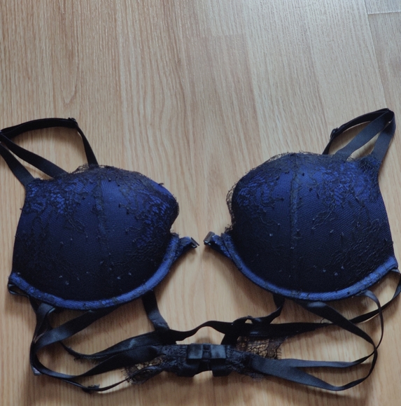 Victoria's Secret Other - Beautiful VS front-clasp BRA